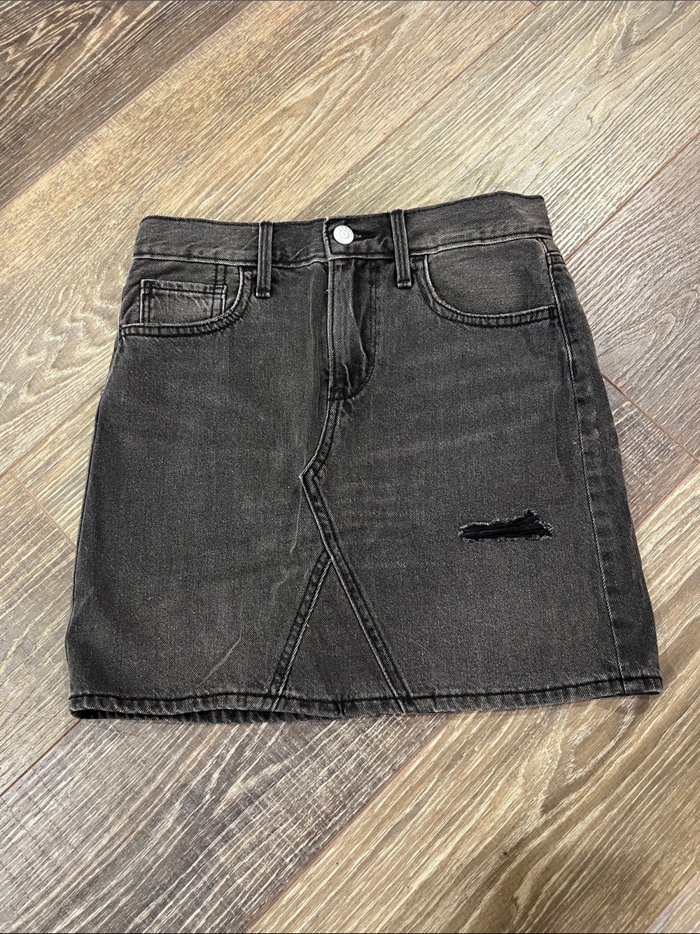 Old Navy Girl’s Black Distressed Denim Skirt
